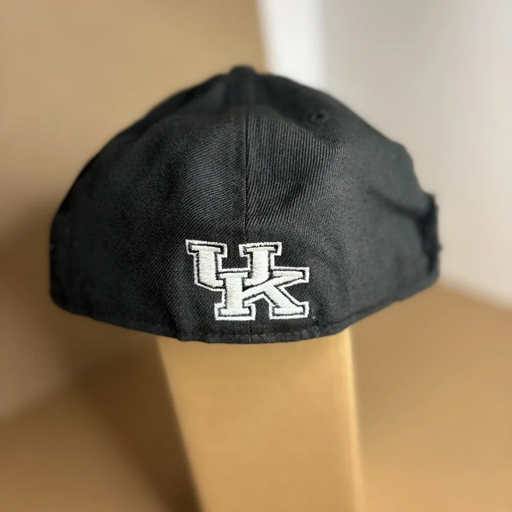 New Era 59FIFTY Kentucky Wildcats UK CATS Fitted Hat Black 7 1/4 NCAA Cap